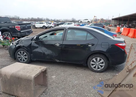 2015 Toyota Corolla Le z USA, uszkodzony, nr VIN 2T1BURHE0FC360904